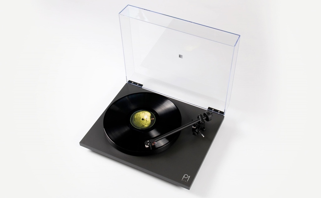Rega P1 plus platenspeler